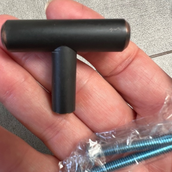 NIB cabinet hardware in rubbed bronze finish! Set of 10 - each measures 2” long - Picture 5 of 7